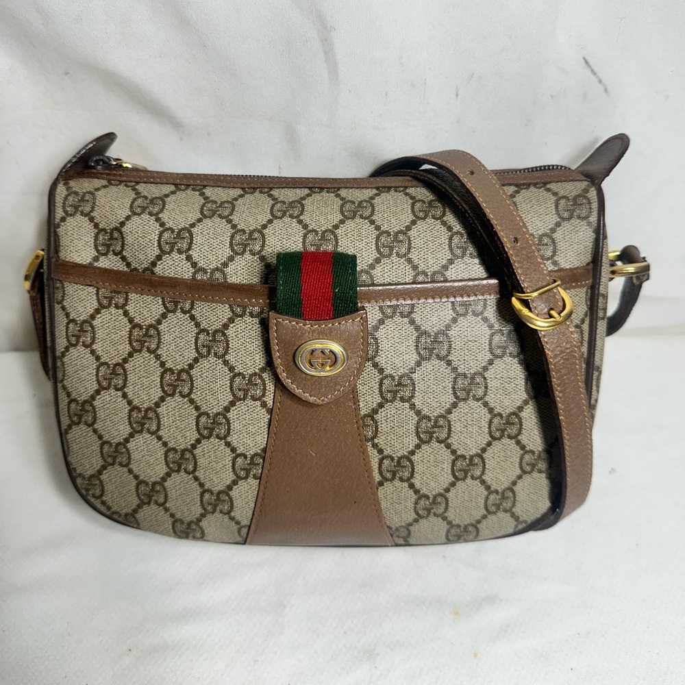 Gucci Shoulder Bag